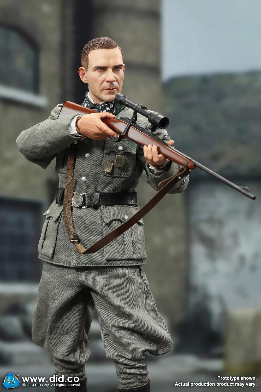 Preventa Figura Amon Göth - WWII German Officer marca DID D80178 escala 1/6