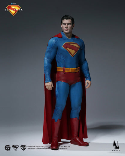 Preventa Figura SUPERMAN (con Krypto) - Superman (2025) marca INART A021 escala 1/6