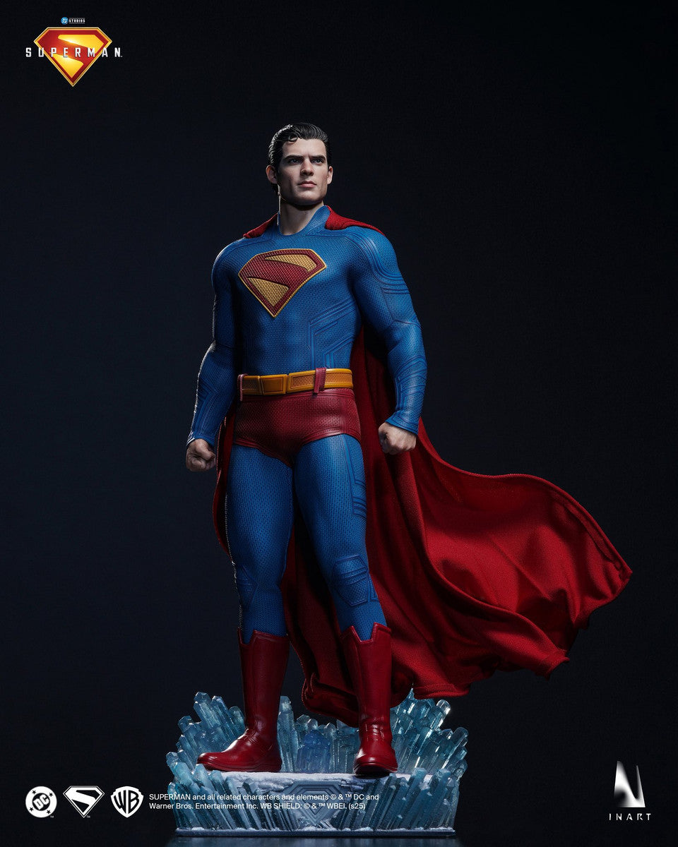 Preventa Figura SUPERMAN (con Krypto) - Superman (2025) marca INART A021 escala 1/6