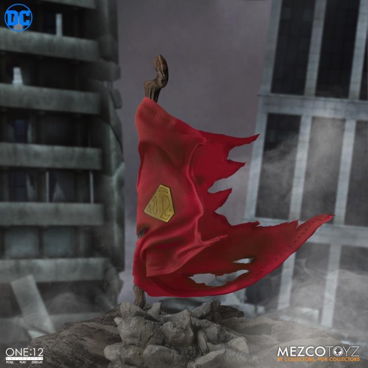 Pedido Figura Superman: Recovery Suit Edition - DC Comics One:12 Collective marca Mezco Toyz 76554 escala pequeña 1/12