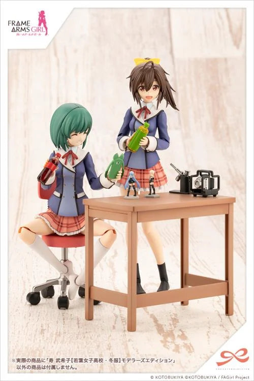 Pedido Model Bukiko Kotobuki (Modeler's Edition) - Sousai Shoujo Teien Wakaba Girls' High School Winter Clothes - Frame Arms Girl marca Kotobukiya escala 1/12