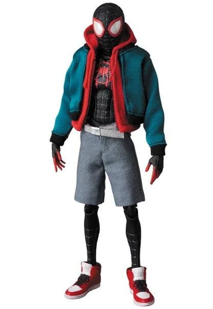 Pedido Figura Spider-Man (Renewal version) - Spider-Man: Into the Spider-Verse - MAFEX marca Medicom Toy No.236 escala pequeña 1/12