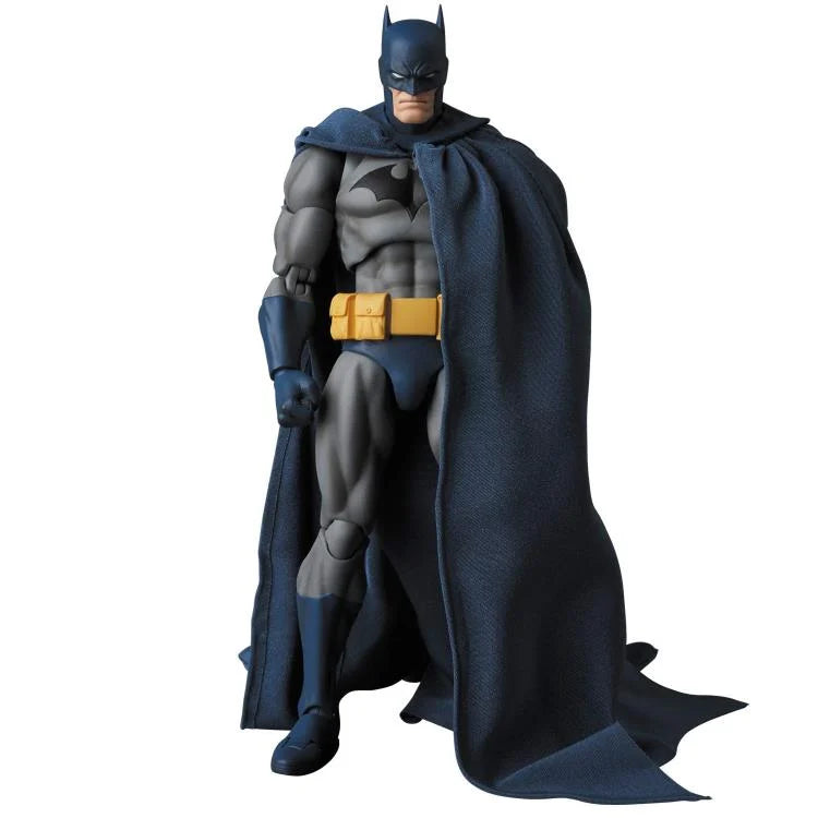 Preventa Figura Batman - Batman: Hush - DC Comics MAFEX marca Medicom Toy No.105 escala pequeña 1/12 (relanzamiento)