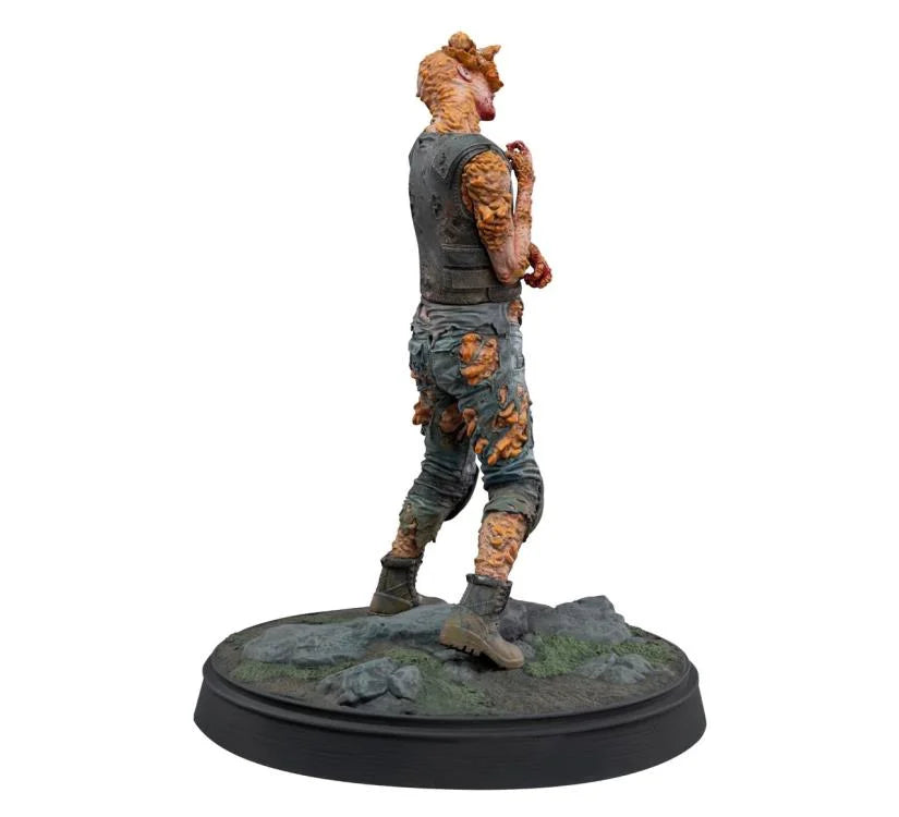 Pedido Estatua Armored Clicker - The Last of Us Part II marca Dark Horse escala (22.5 cm)