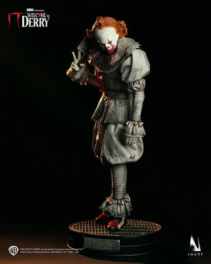 Preventa Figura Pennywise - IT: Welcome to Derry (Season 1) marca INART A039 Queen Studio escala 1/6