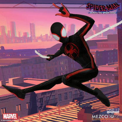 Preventa Figura Miles Morales - Spider-Man: Across the Spider-Verse - One:12 Collective marca Mezco Toyz 76631 escala pequeña 1/12