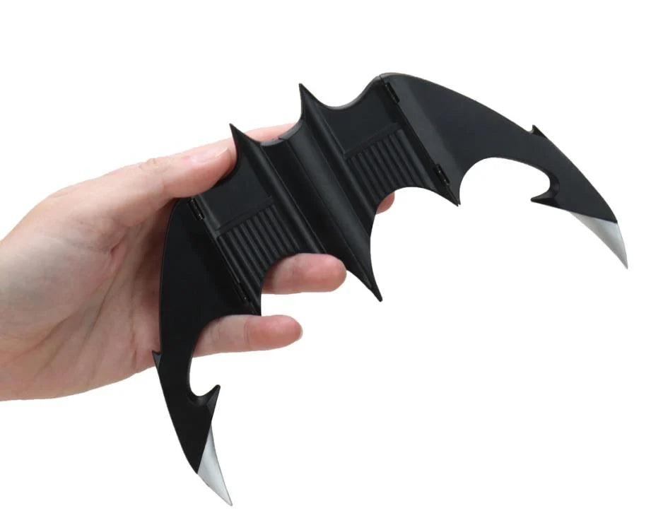 Pedido Prop Replica Utility Belt / Cinturón multiusos y Batarang - Batman (1989) marca NECA escala real 1/1