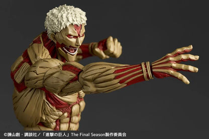 Preventa Figura Armored Titan (Reiner Braun) - Attack on Titan / Shingeki no Kyojin - Amazing Yamaguchi Revoltech marca Kaiyodo NR069 (17 cm)
