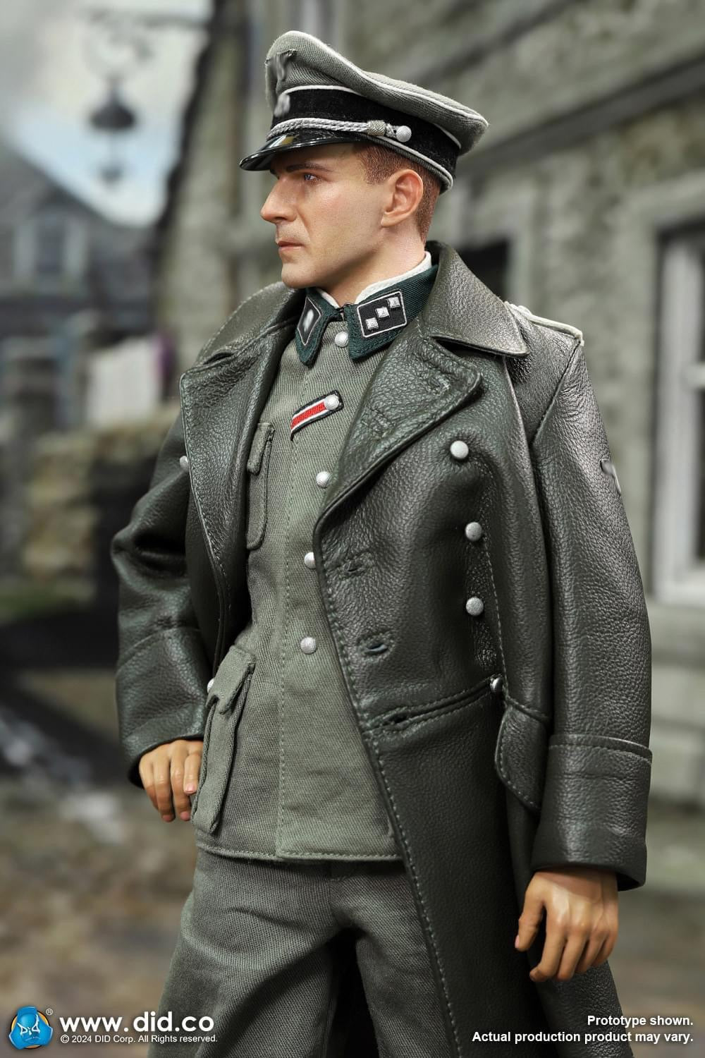 Preventa Figura Amon Göth - WWII German Officer marca DID D80178 escala 1/6