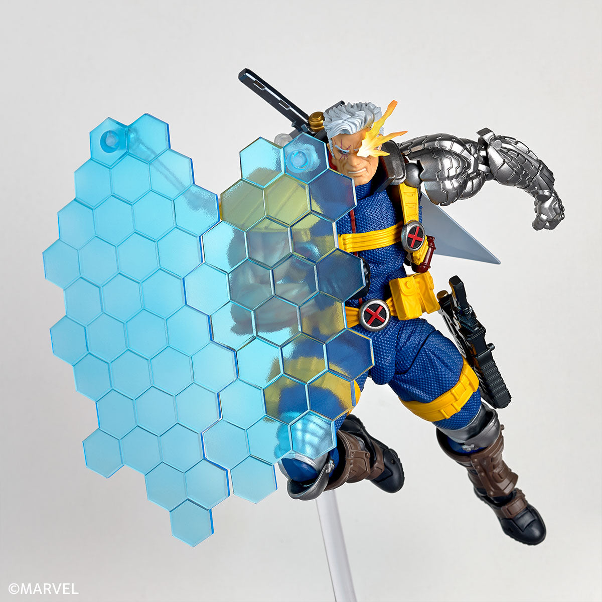 Pedido Figura Cable (Ver. 1.5) - Marvel Comics - Amazing Yamaguchi Revoltech marca Kaiyodo NR083 escala 1/12