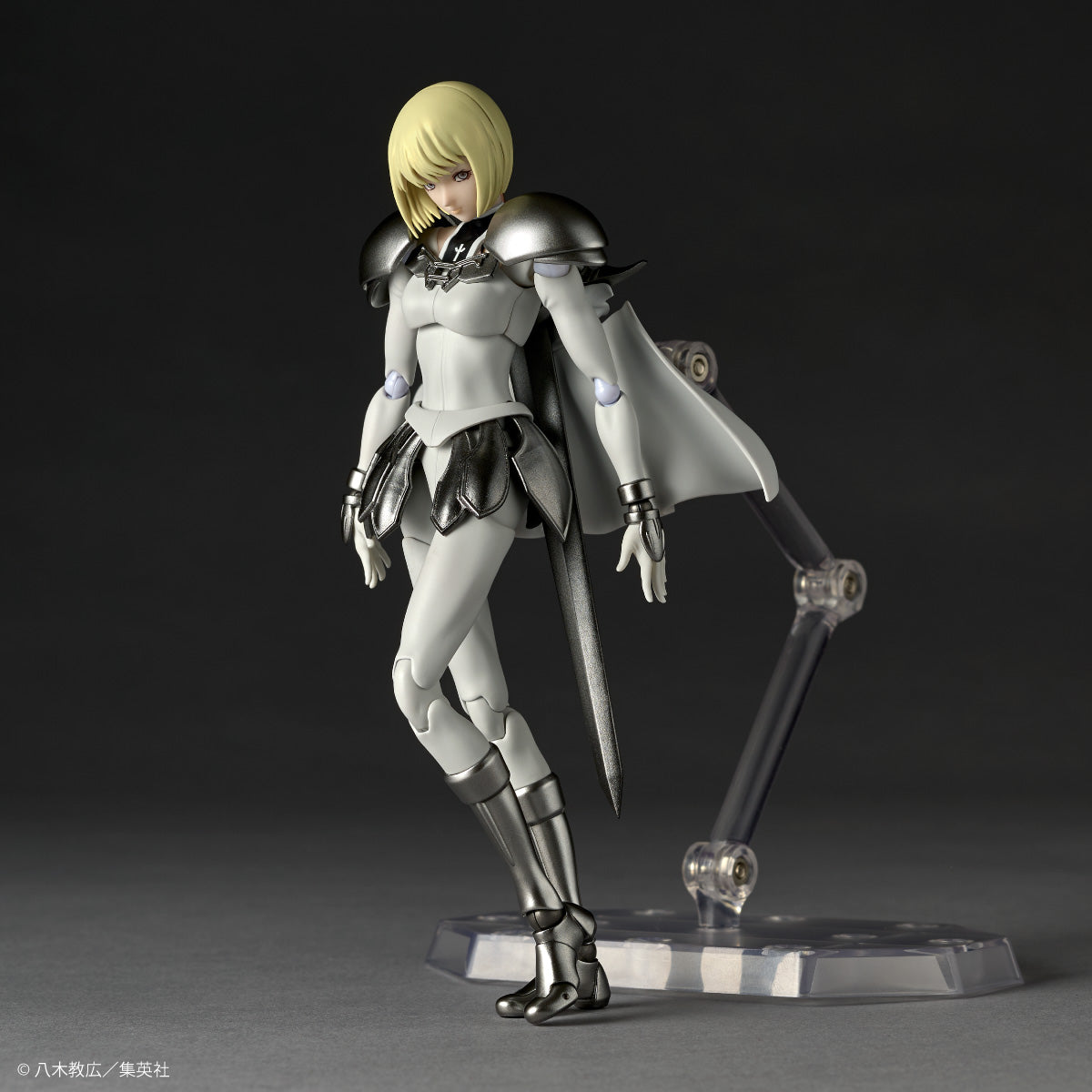 Preventa Figura Clare - Claymore - Amazing Yamaguchi Revoltech marca Kaiyodo NR119 escala 1/12
