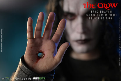 Preventa Figura Eric Draven (Deluxe Edition) (Cabello enraizado) - THE CROW - Luxury Limited Edition marca Kaustic Plastik escala 1/6