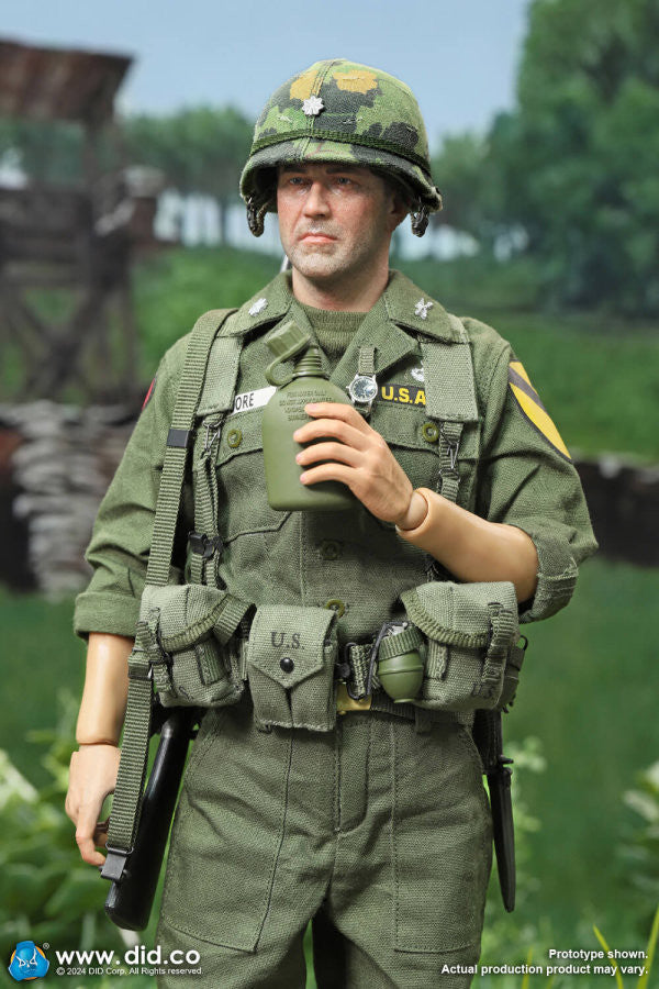 Preventa Figura U.S. Army Lt. Col. Moore - Vietnam War marca DID V80174 escala 1/6