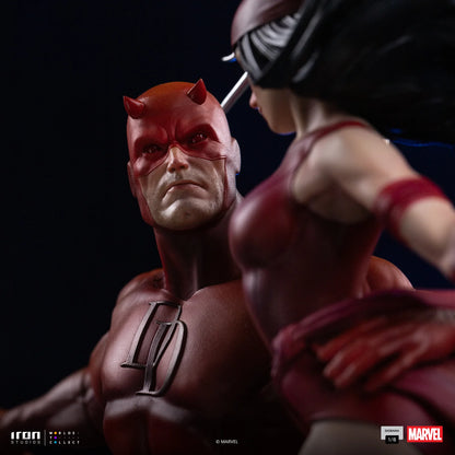 Preventa Estatua Daredevil y Elektra - Marvel Comics - Limited Edition Diorama marca Iron Studios escala de arte 1/6