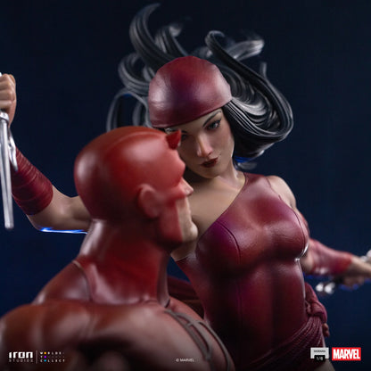 Preventa Estatua Daredevil y Elektra - Marvel Comics - Limited Edition Diorama marca Iron Studios escala de arte 1/6