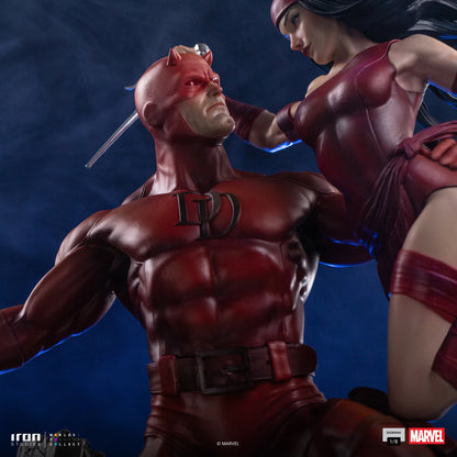 Preventa Estatua Daredevil y Elektra - Marvel Comics - Limited Edition Diorama marca Iron Studios escala de arte 1/6