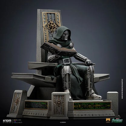 Preventa Estatua Doctor Doom en Trono - Avengers: Doomsday - Edición Numerada marca Iron Studios escala de arte 1/10