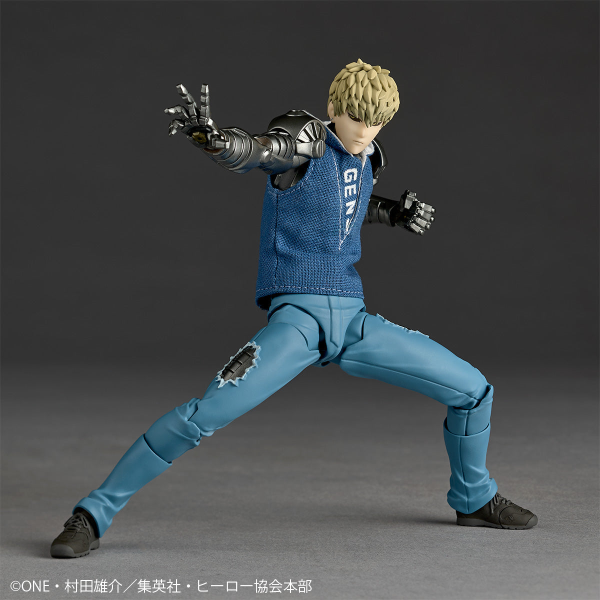 Preventa Figura Genos- One-Punch Man - Amazing Yamaguchi Revoltech marca Kaiyodo NR139 escala 1/12