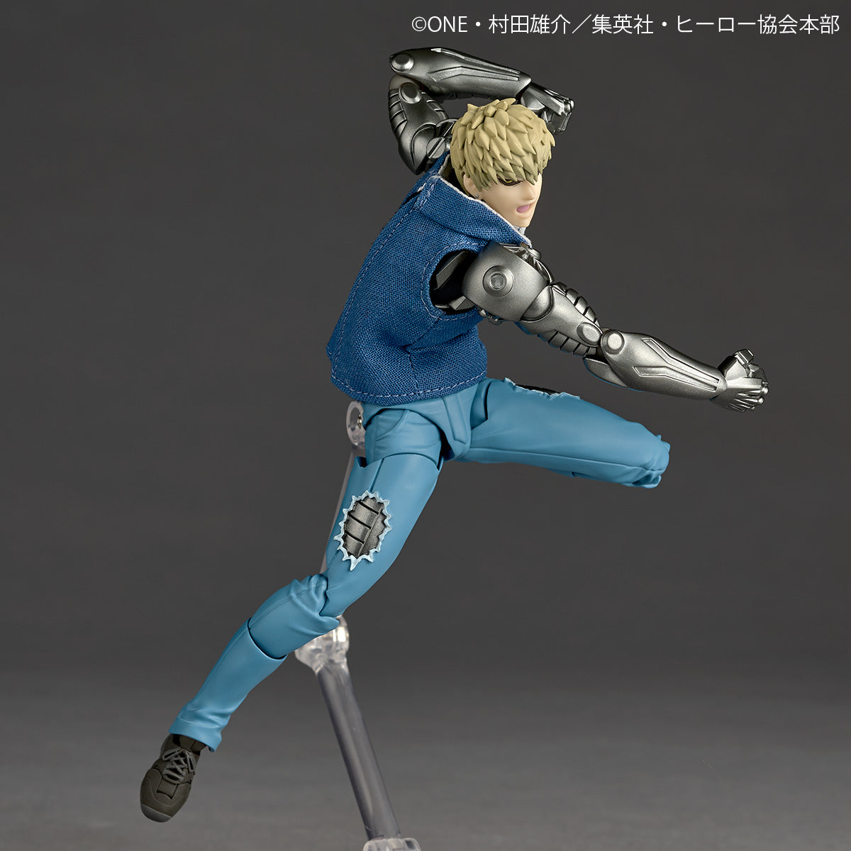 Preventa Figura Genos- One-Punch Man - Amazing Yamaguchi Revoltech marca Kaiyodo NR139 escala 1/12