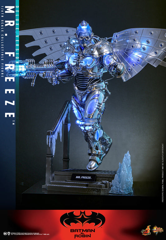 Preventa Figura Mr. Freeze (DELUXE version) - Batman & Robin marca Hot Toys MMS800 escala 1/6