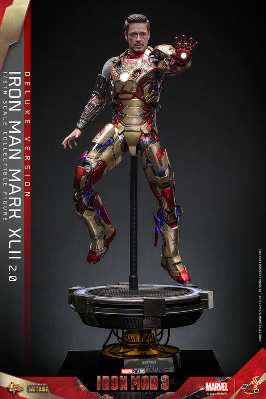 Preventa Figura Iron Man Mark XLII (2.0) (DELUXE) - Iron Man 3 marca Hot Toys MMS759D66 escala 1/6