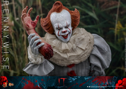 [EN STOCK] Figura Pennywise - IT Chapter Two marca Hot Toys MMS555 escala 1/6