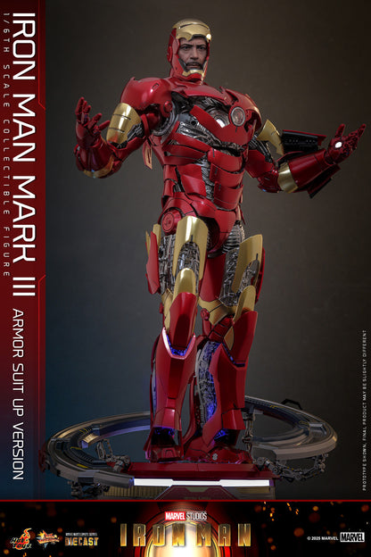 Preventa Figura Man Mark III (Armor Suit Up Version) marca Hot Toys MMS825D72 escala 1/6