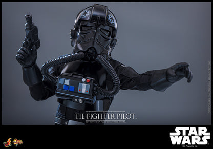 Preventa Figura TIE Fighter Pilot - Star Wars Episode IV: A New Hope marca Hot Toys MMS798 escala 1/6