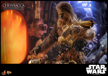Preventa Figura Chewbacca™ con C-3PO™ desensamblado - Star Wars: Episode V The Empire Strikes Back™ marca Hot Toys MMS766 escala 1/6