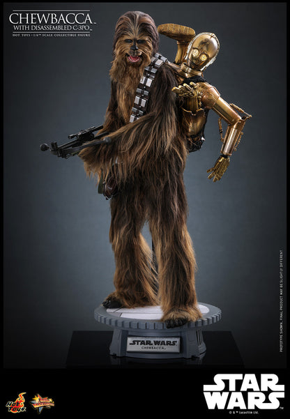 Preventa Figura Chewbacca™ con C-3PO™ desensamblado - Star Wars: Episode V The Empire Strikes Back™ marca Hot Toys MMS766 escala 1/6