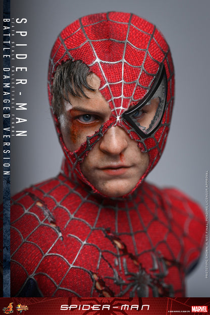 Preventa Figura Spider-Man (Battle Damaged) marca Hot Toys MMS859 escala 1/6