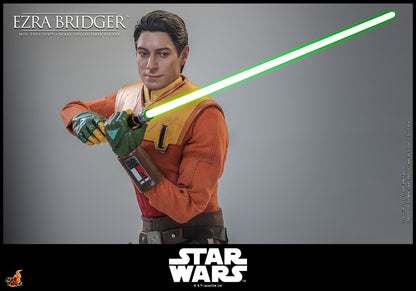 Preventa Figura Ezra Bridger - Star Wars: Rebels marca Hot Toys TMS172 escala 1/6