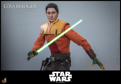 Preventa Figura Ezra Bridger - Star Wars: Rebels marca Hot Toys TMS172 escala 1/6