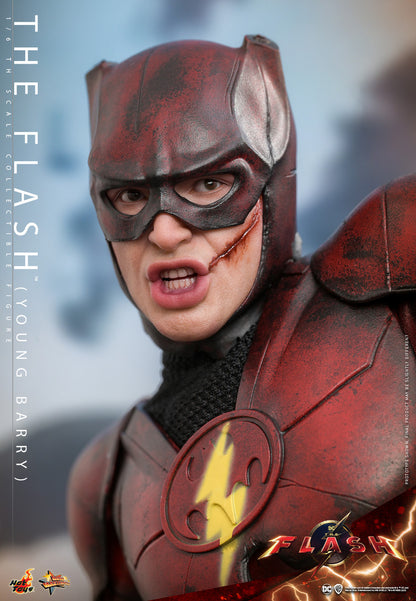 Preventa Figura The Flash (Young Barry) - The Flash marca Hot Toys MMS723 escala 1/6