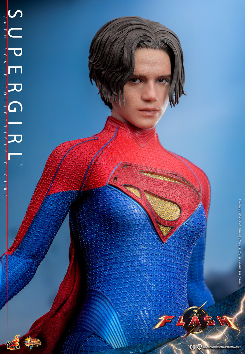 Preventa Figura SUPERGIRL - The Flash marca Hot Toys MMS715 escala 1/6