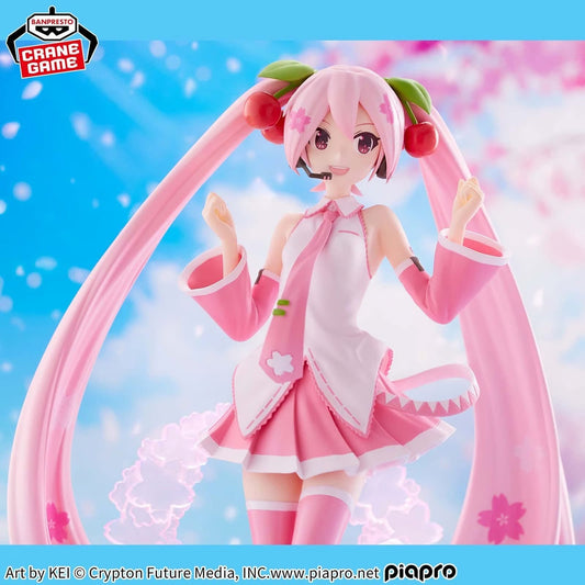EN STOCK Estatua Sakura Miku - Banpresto Evolve marca Bandai Namco (23 cm)
