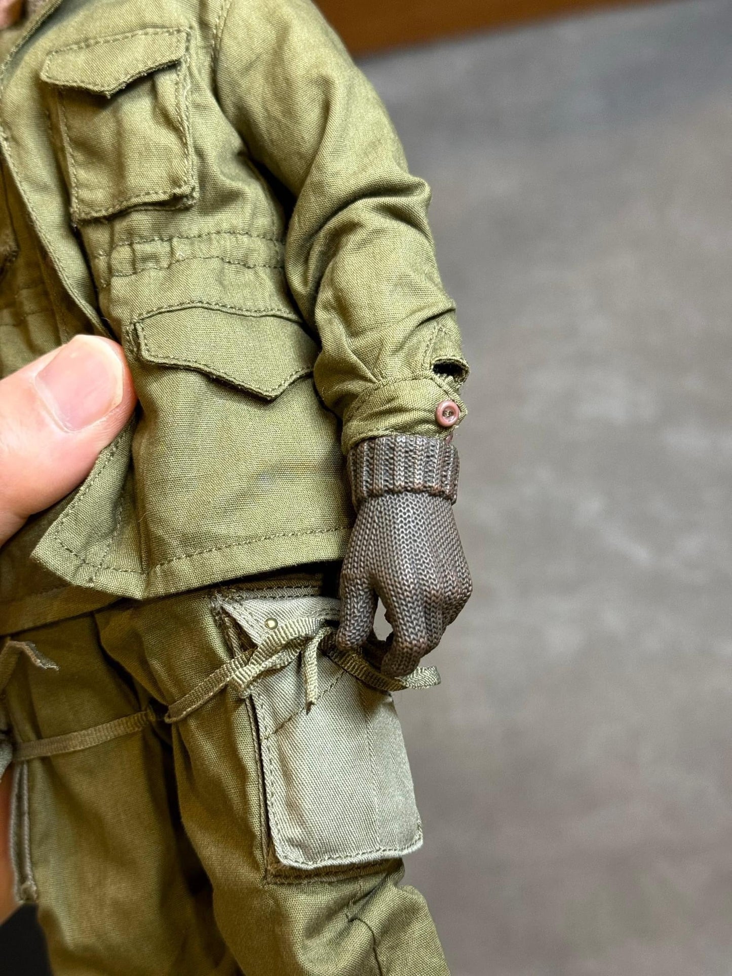 Pedido Figura Lieutenant “Buck” (Jumper Uniform) - US Paratrooper marca Facepoolfigure FP-012B escala 1/6