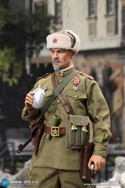 Pedido Figura Lieutenant Viktor Reznov - WWII Soviet Infantry Junior marca DID R80173 escala 1/6