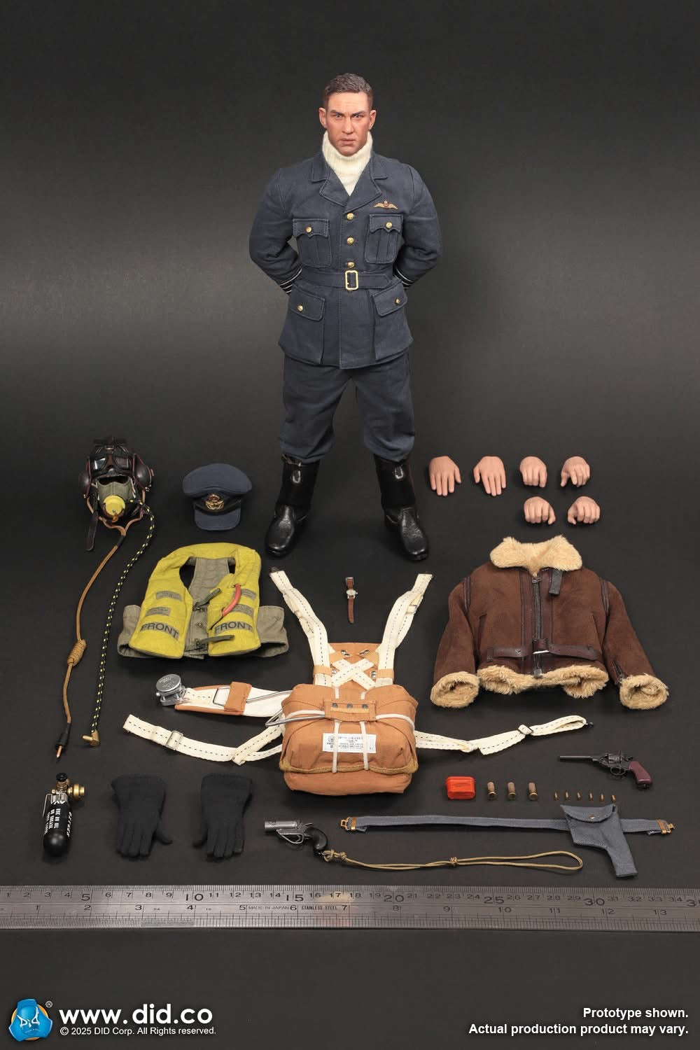 Preventa Figura TOM - WWII British Pilot Squadron Leader marca DID K80187 escala 1/6