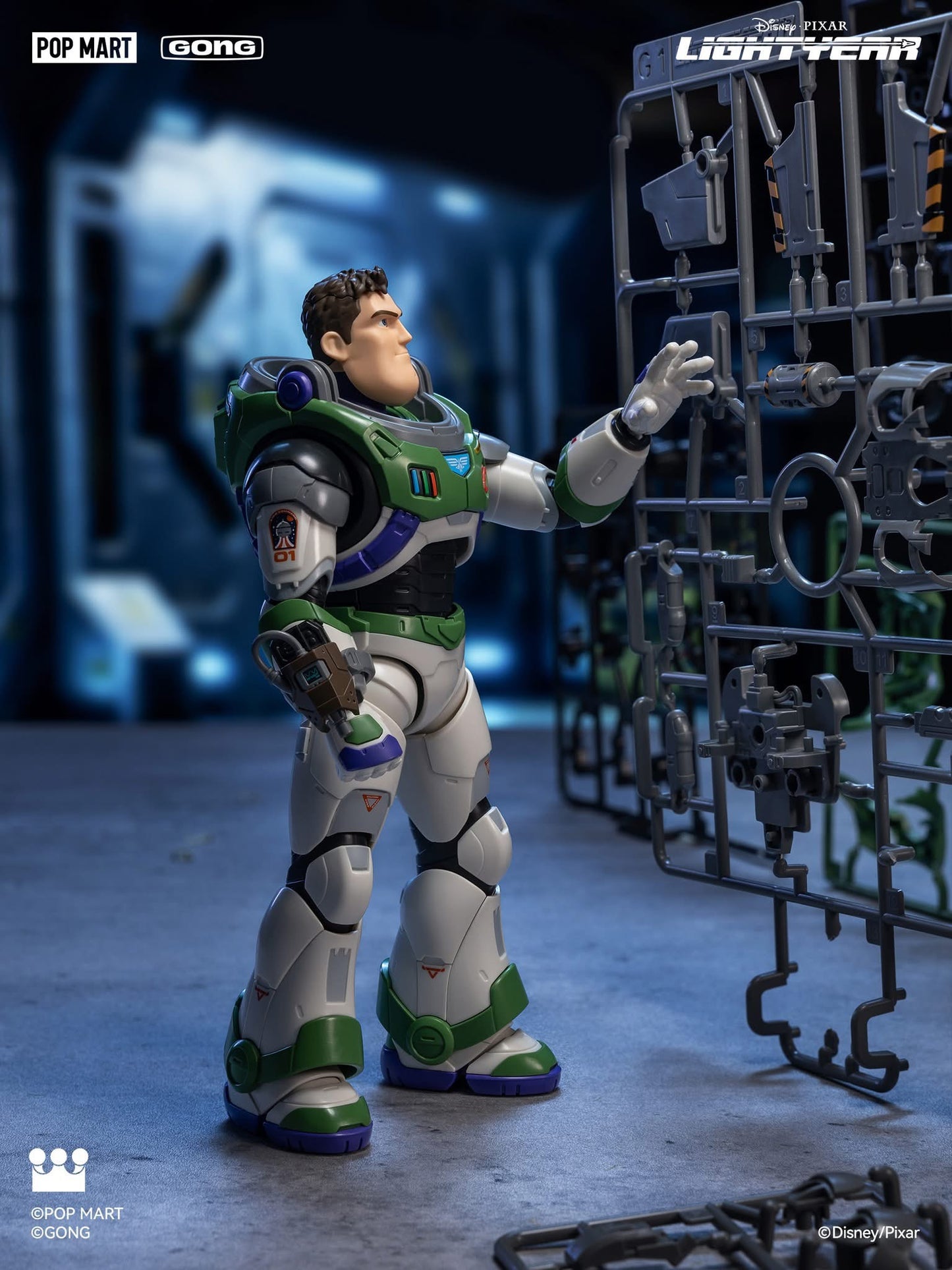 Preventa Figura Buzz Lightyear (Space Ranger version) - Lightyear - Model Kit marca Pop Mart x Gong Studio (17 cm)