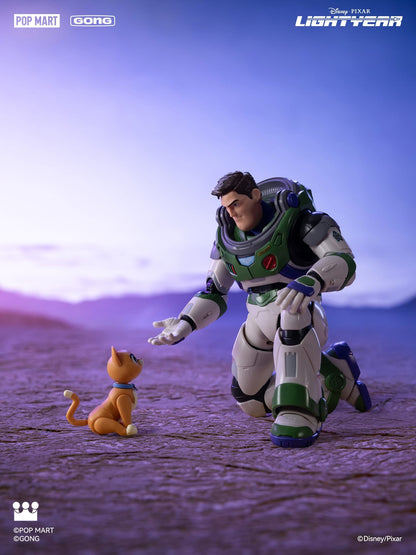 Preventa Figura Buzz Lightyear (Space Ranger version) - Lightyear - Model Kit marca Pop Mart x Gong Studio (17 cm)