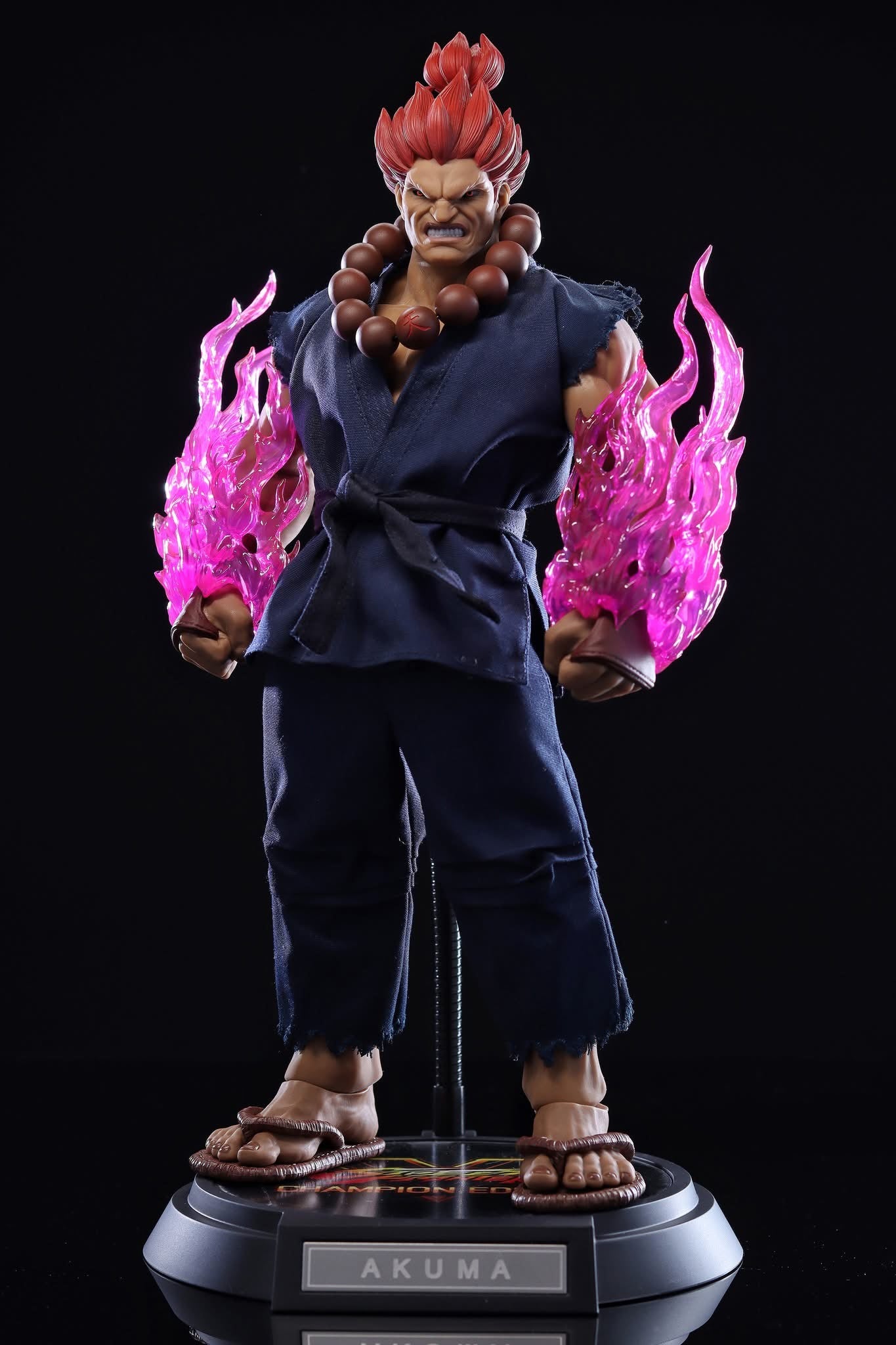 Pedido Figura AKUMA - Street Fighter V marca Iconiq Studios IQGS-05 escala 1/6