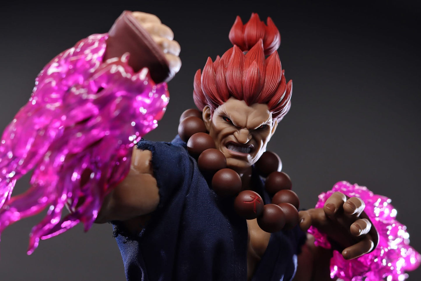 Pedido Figura AKUMA - Street Fighter V marca Iconiq Studios IQGS-05 escala 1/6