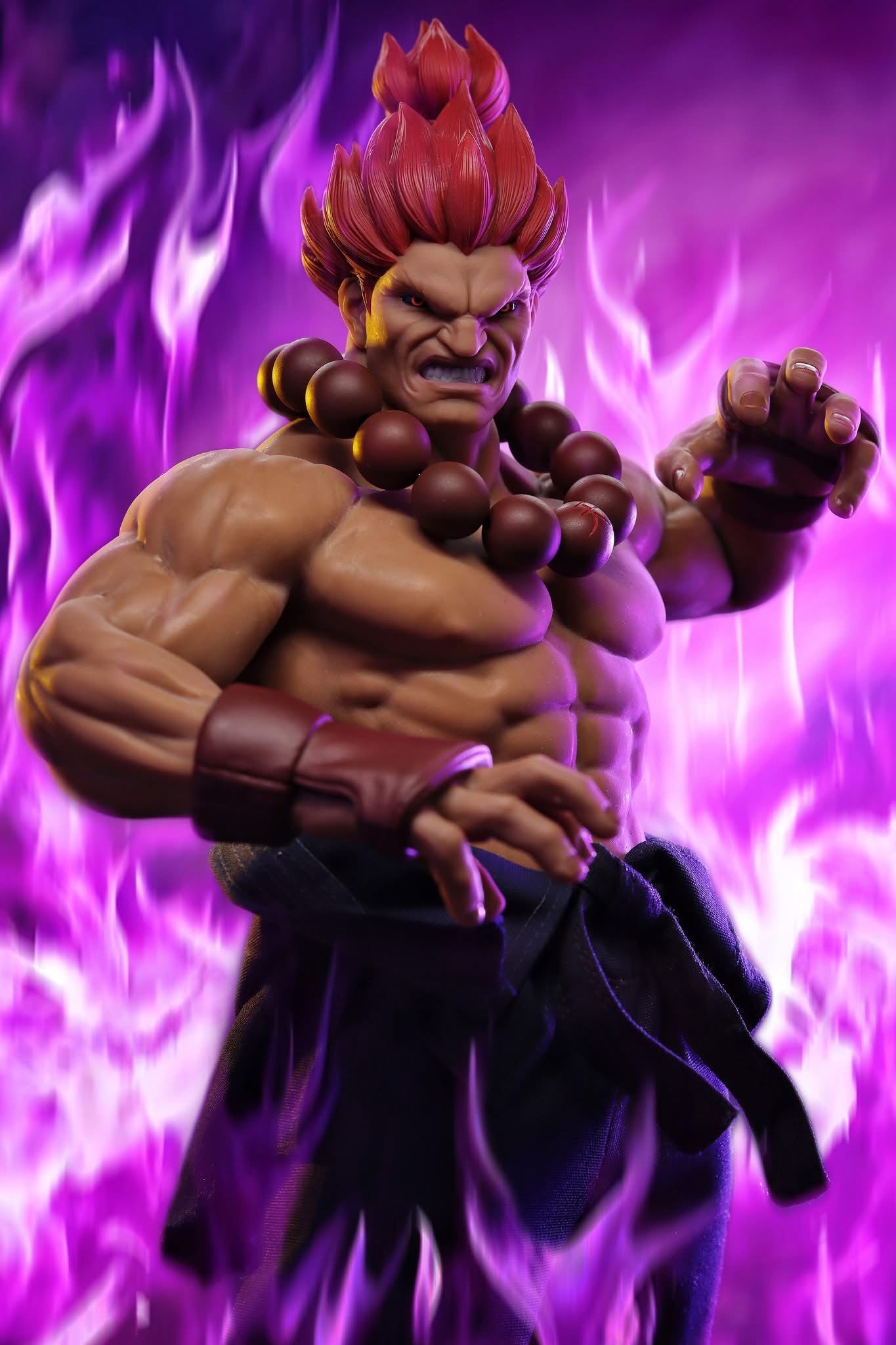 Pedido Figura AKUMA - Street Fighter V marca Iconiq Studios IQGS-05 escala 1/6