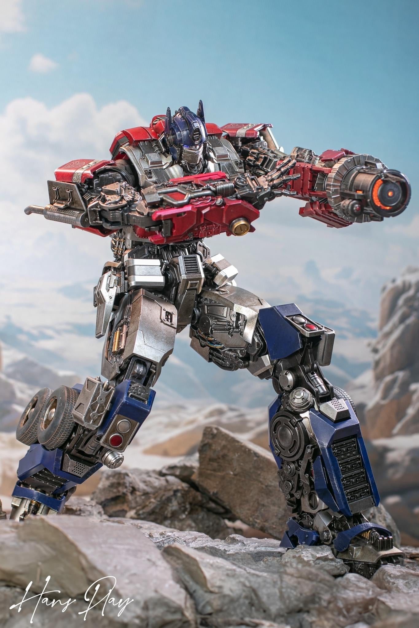 Pedido Figura DLX Optimus Prime - Transformers: Rise of the Beasts marca Threezero 3Z0432 (28.5 cm)