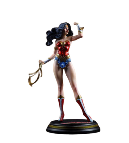 Preventa Estatua Wonder Woman (J. Scott Campbell) (Edición Limitada) (Resina) - Cover Girls of the DC Universe marca McFarlane Toys escala 1/8