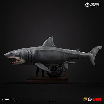 Preventa Steven Spielberg (Deluxe version) - JAWS (1975) 50 Aniversario marca Iron Studios escala de arte 1/10