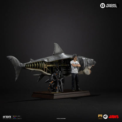 Preventa Steven Spielberg (Deluxe version) - JAWS (1975) 50 Aniversario marca Iron Studios escala de arte 1/10