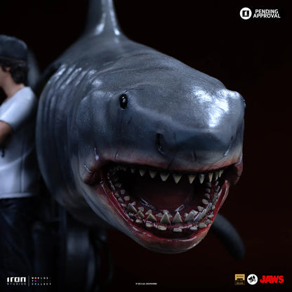 Preventa Steven Spielberg (Deluxe version) - JAWS (1975) 50 Aniversario marca Iron Studios escala de arte 1/10