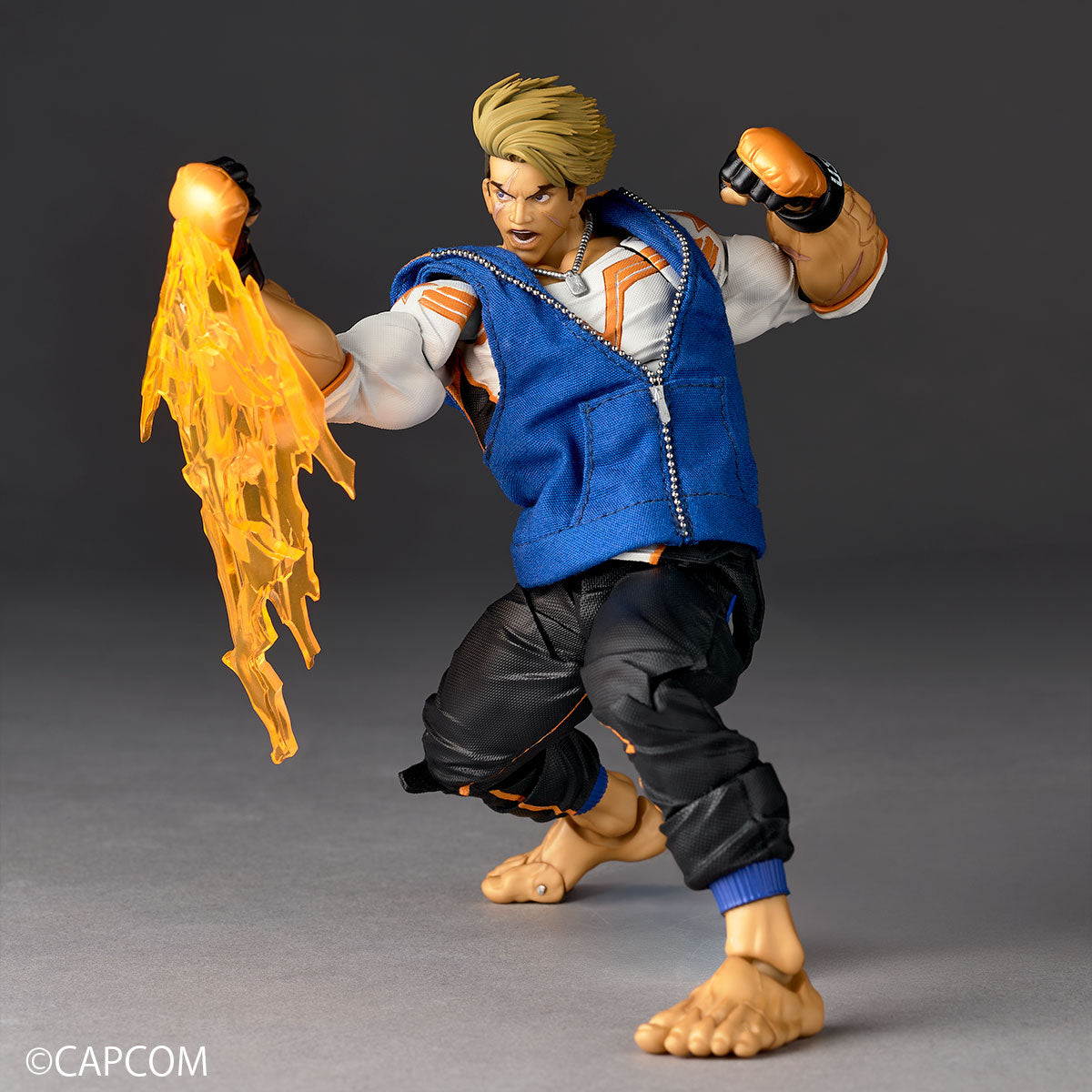Pedido Figura Luke - Street Fighter 6 - Amazing Yamaguchi Revoltech marca Kaiyodo NR078 escala 1/12